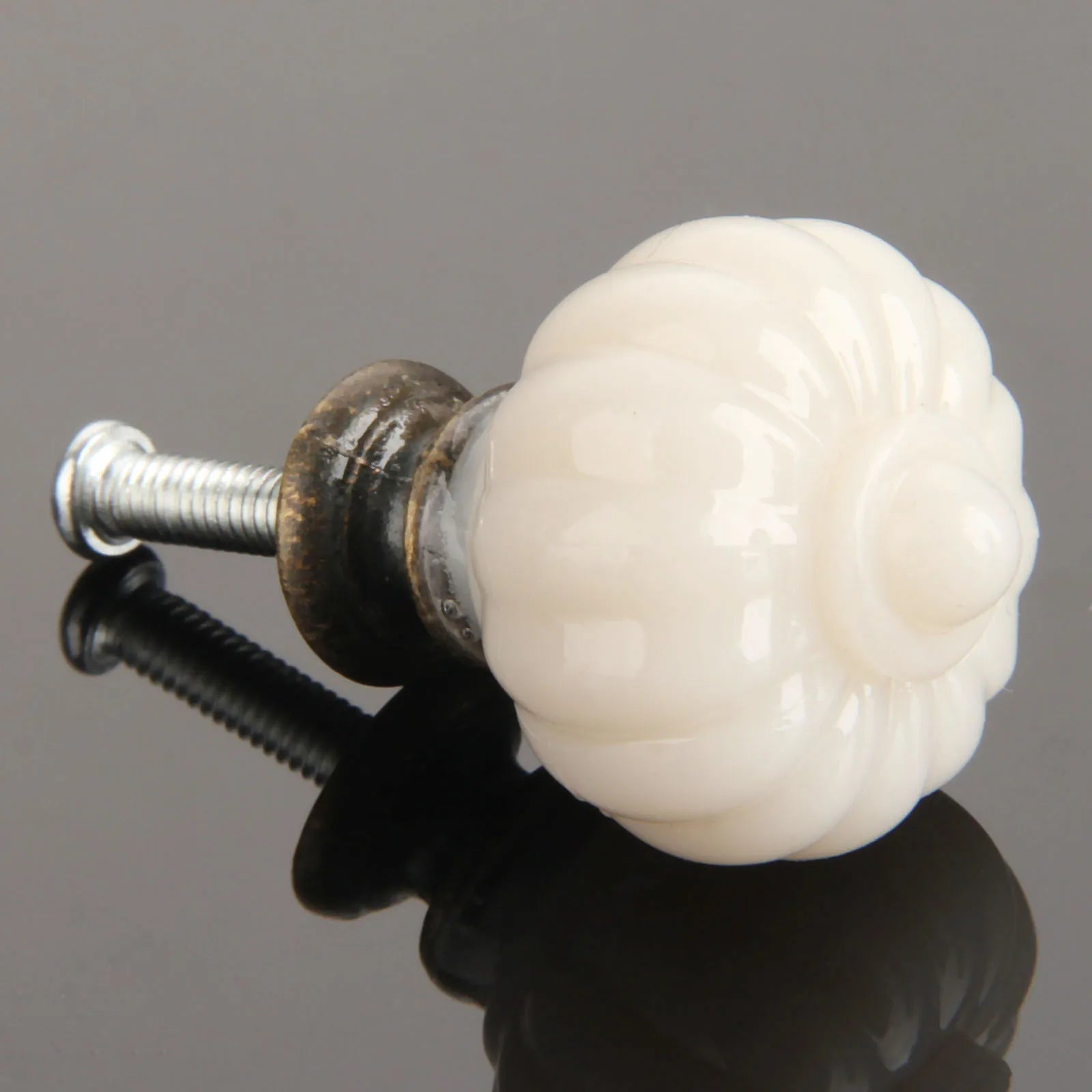 1pc 27*34mm Door Knobs Handles Single Hole Furniture Knobs Cupboard Door Cabinet Handles With Screws