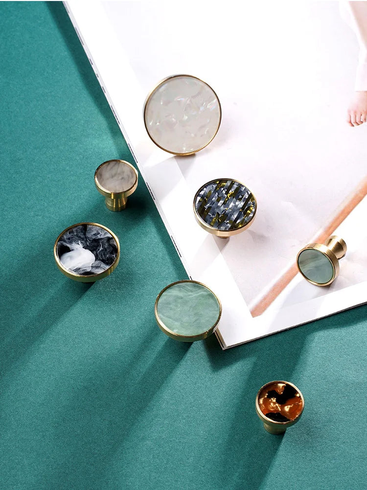 Brass Door Knobs and Handles for Cabinet  Shell Resin Elegant Furniture Handles Kitchen Cupboard Drawer Pulls Wall Hanging Hooks