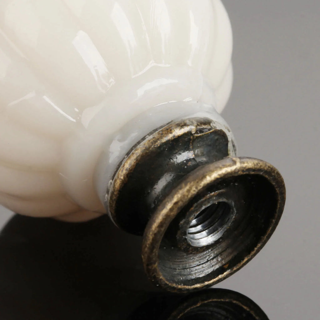 1pc 27*34mm Door Knobs Handles Single Hole Furniture Knobs Cupboard Door Cabinet Handles With Screws