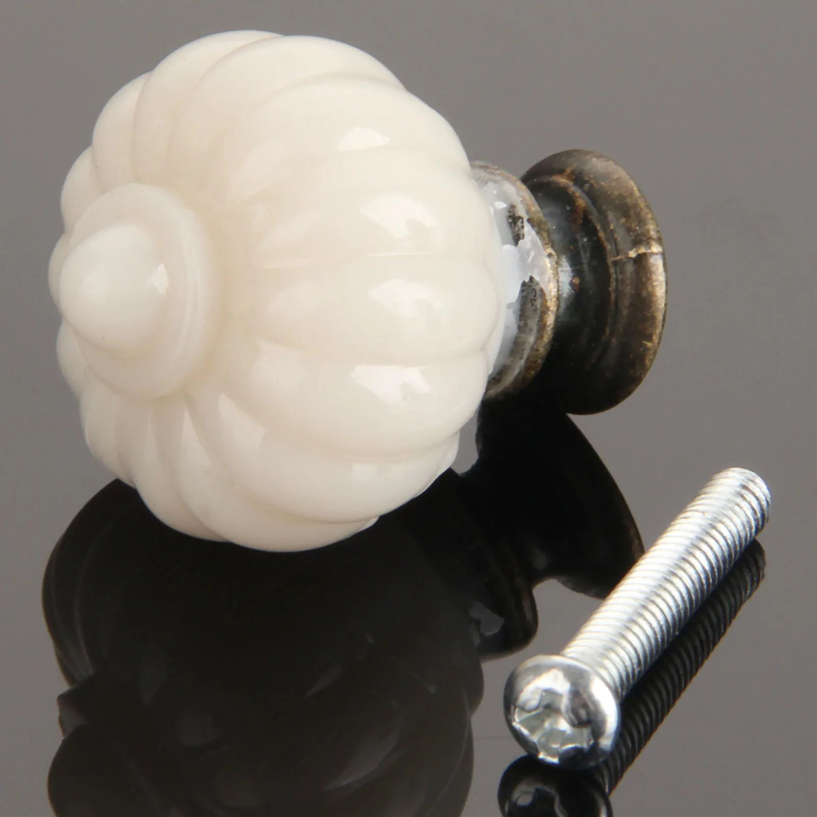 1pc 27*34mm Door Knobs Handles Single Hole Furniture Knobs Cupboard Door Cabinet Handles With Screws