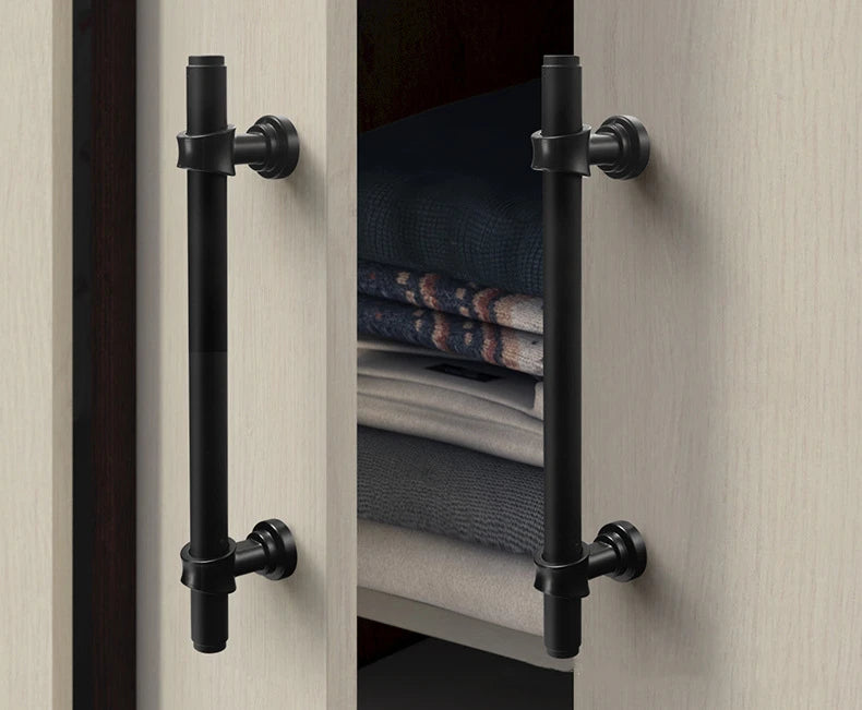 Modern Simple Black Handles for Furniture Wardrobe Cabinet Europe American Drawer Knob Hardware Kitchen Cabinet Handles