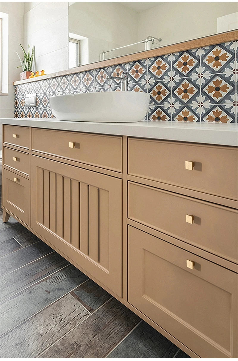 Wooden Cabinet Handles for Furniture Drawer Knobs Kitchen Cupboard Handles Wardrobe Door Knob and Handle Furniture Hardware