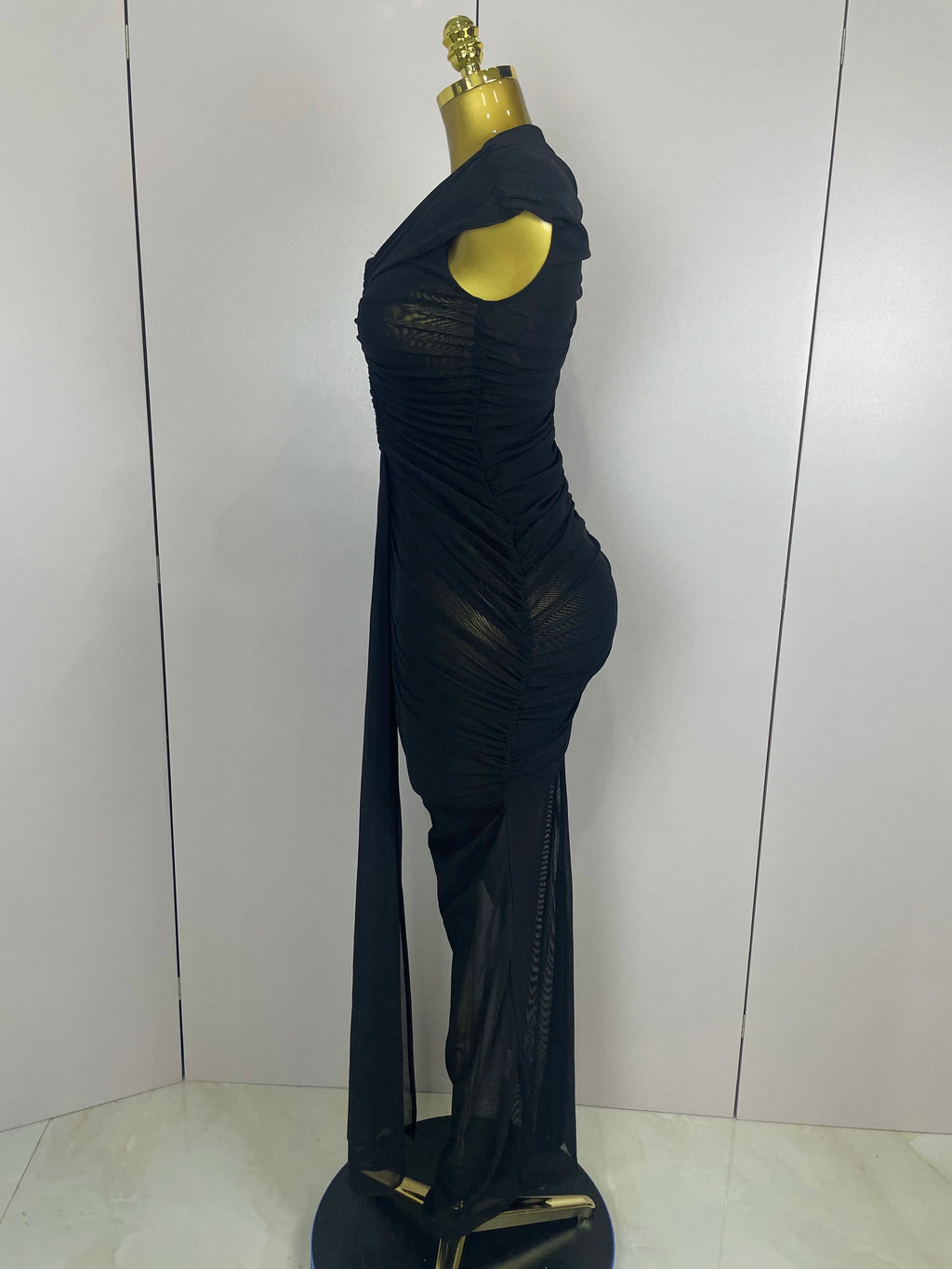 Women Sexy Sleeveless O-Neck Hollow Out Mesh Bodycon Long Dress Fashion Show Celebrate Celebrity Evening Birthday Party Dress