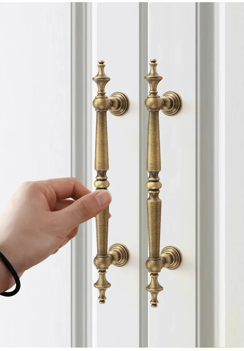 High-end Antique Bronze Door Handles and Knobs Solid Brass Antique Drawer Pulls Kitchen Cupboard Handle Gold Cabinet Handles
