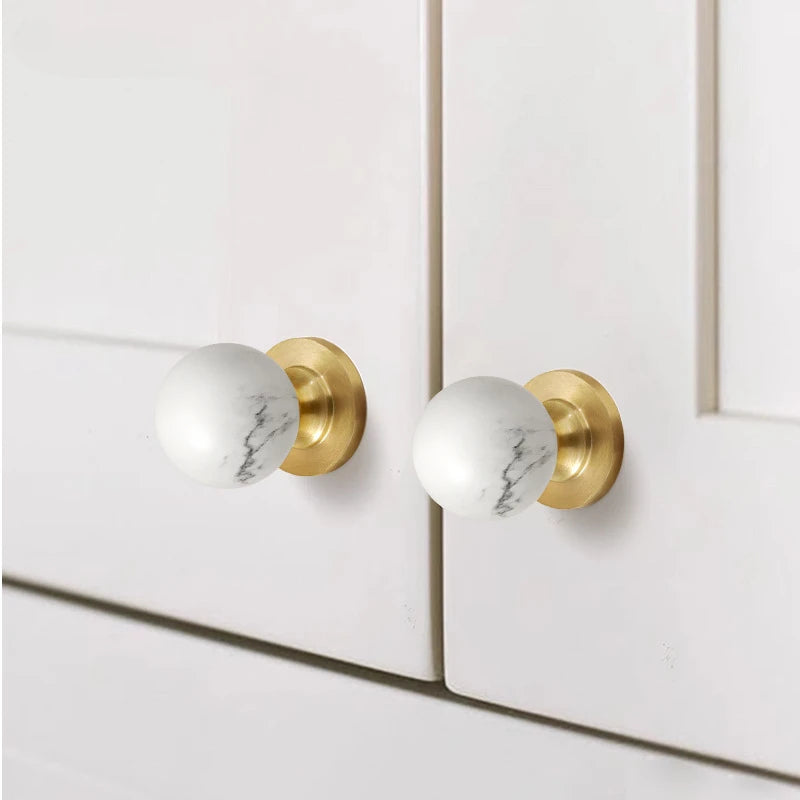 Brass Kitchen Cabinet Handles White Black Ball Drawer Knobs Modern Simple Wardrobe Cupboard Pulls Marble Furniture Handles
