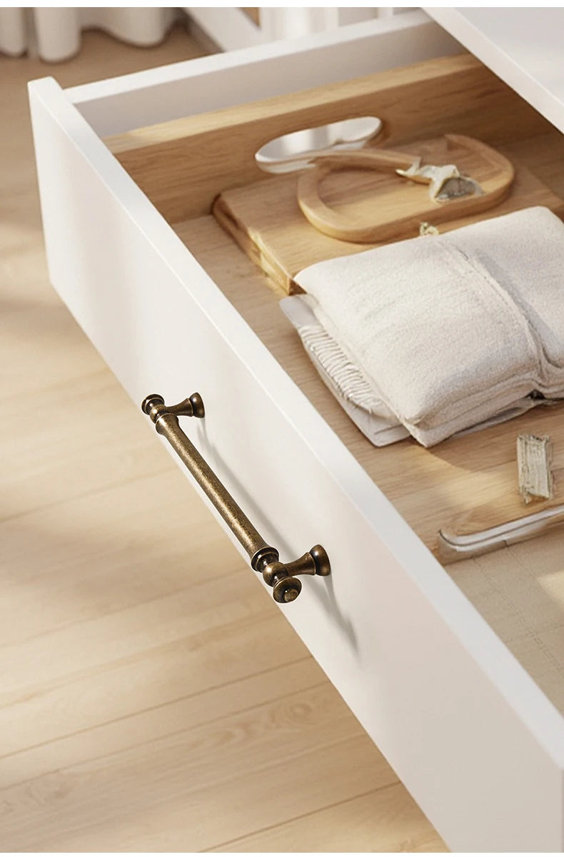 Furniture handles for kitchen cabinets, dressing table drawers, and wardrobes, durable and suitable for home decoration