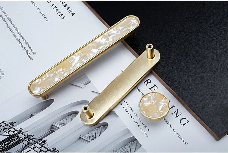 Handles Drawer Cabinet Furniture Kitchen Handles for Cabinet Knob Door Drawer Furniture Kitchen Knob Brass Polychrome Shell