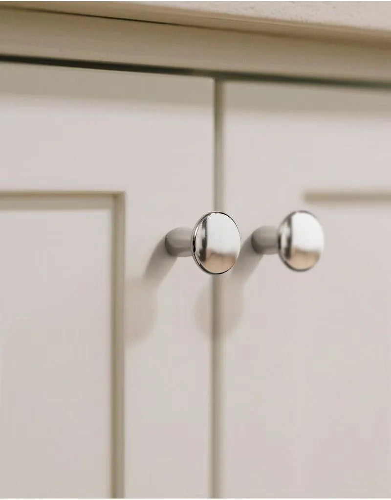 Modern Walnut Wood Brass Cabinet Door Handle Silver Wardrobe Cupboard Furniture Pulls Single Hole Drawer Knobs Cabinet Handles