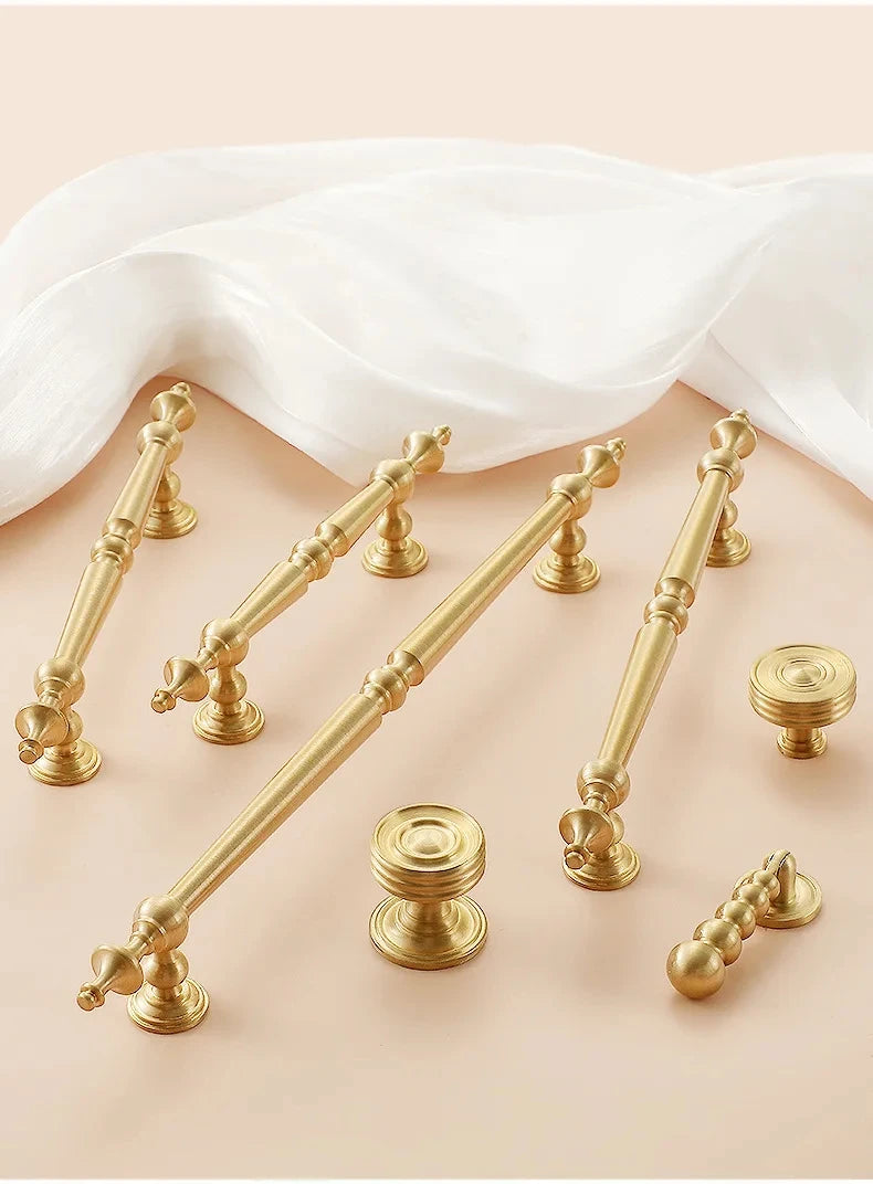 High-end Antique Bronze Door Handles and Knobs Solid Brass Antique Drawer Pulls Kitchen Cupboard Handle Gold Cabinet Handles