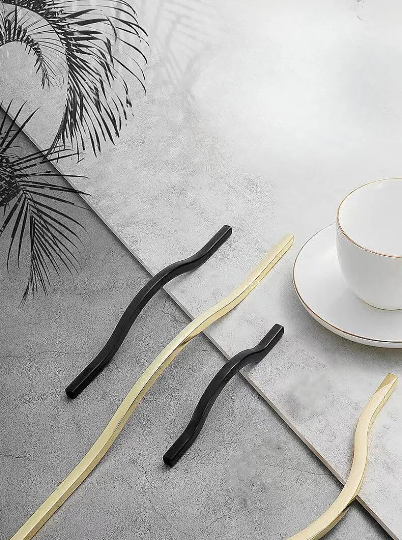 Nordic Handles for Cabinets and Drawers Kitchen Furniture Handles Modern Luxury Gold Wardrobe Drawer Handle Cabinet Door Handle