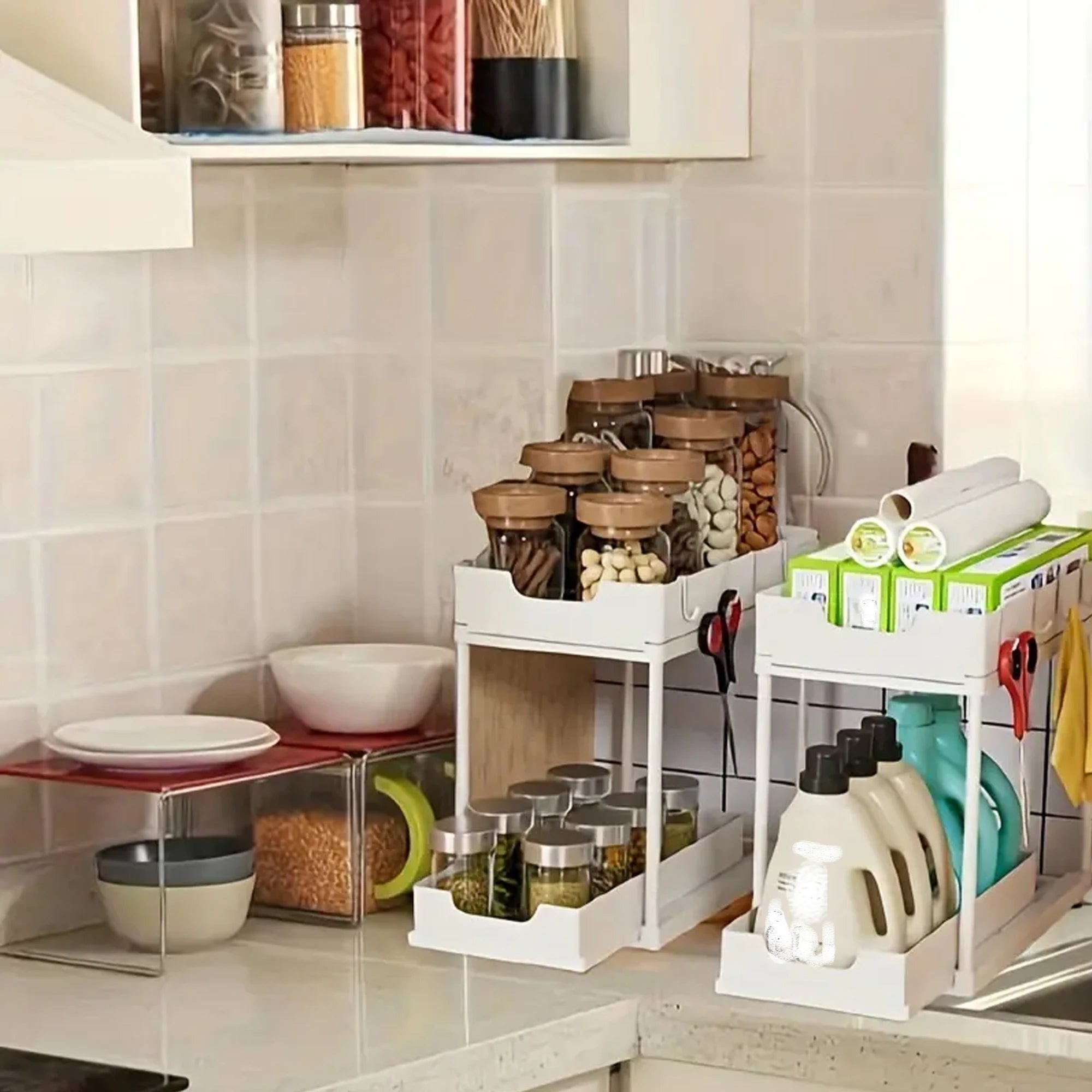 Double-Layer Pull-Out Kitchen Storage Rack, Non-Slip and Stable, Multifunctional Storage Box with Five Hooks, Under-Sink Brush Double-Layer Drawer Storage Rack, Suitable for Kitchen and Bathroom Countertop Sink Storage