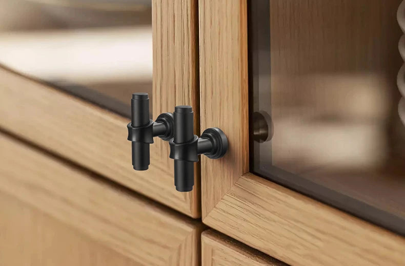 Modern Simple Black Handles for Furniture Wardrobe Cabinet Europe American Drawer Knob Hardware Kitchen Cabinet Handles