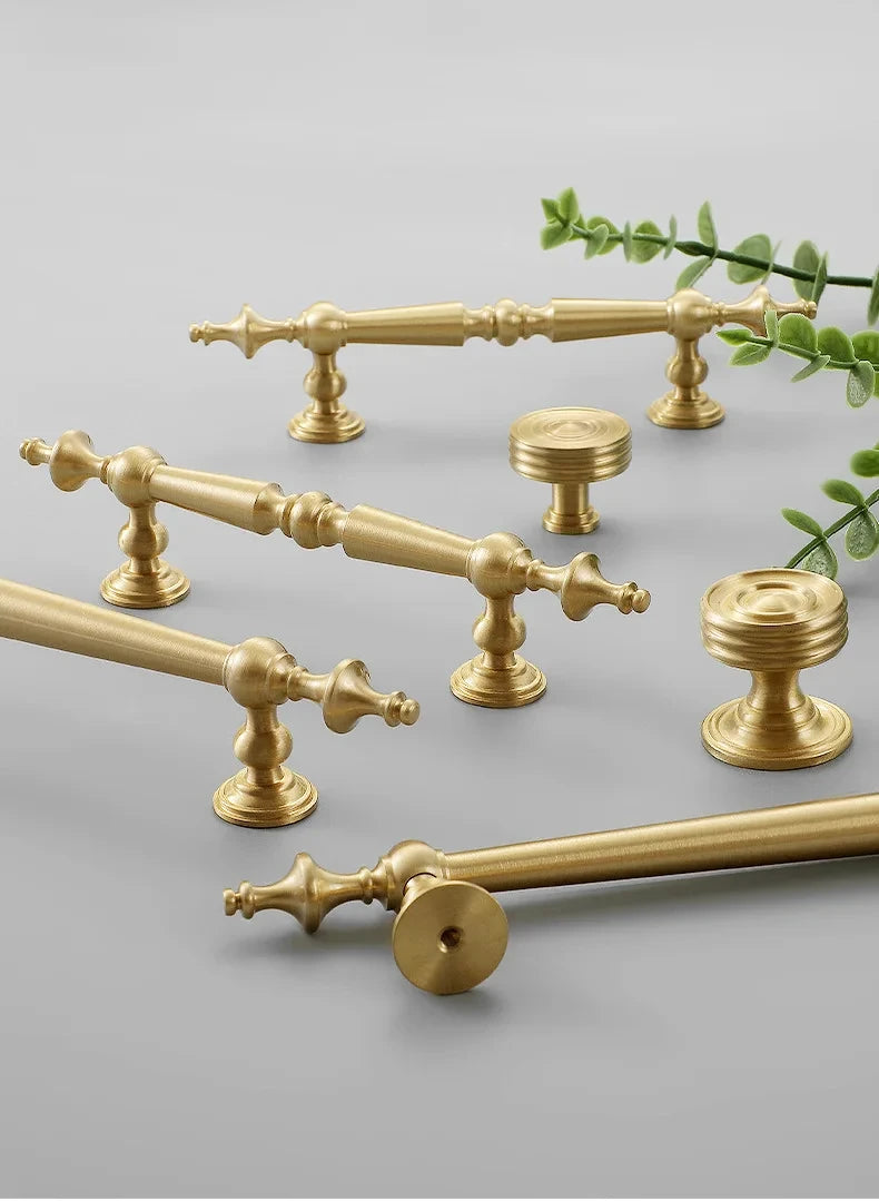 High-end Antique Bronze Door Handles and Knobs Solid Brass Antique Drawer Pulls Kitchen Cupboard Handle Gold Cabinet Handles