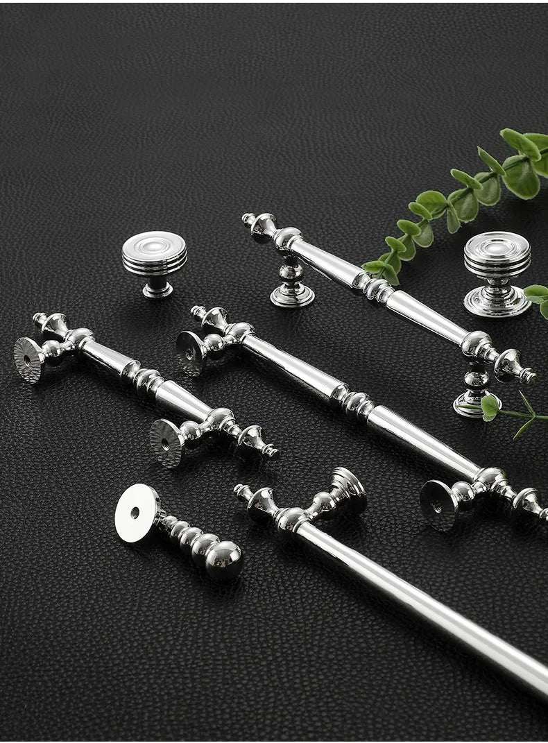 High-end Antique Bronze Door Handles and Knobs Solid Brass Antique Drawer Pulls Kitchen Cupboard Handle Gold Cabinet Handles