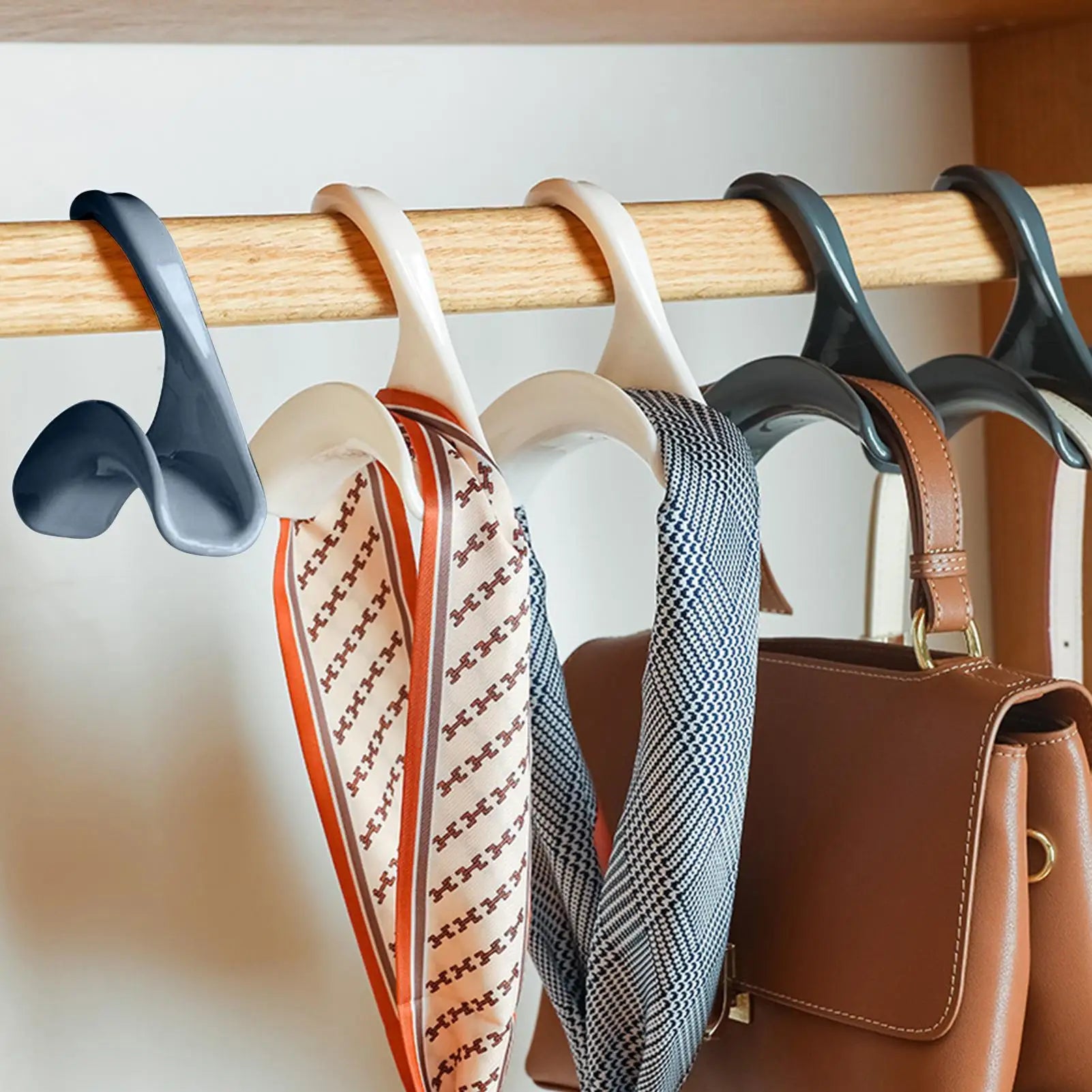 Closet Bag Hanger Bag Holder Rack Purse Holder Purse Hooks Backpack Hanger Hook Storage Organizer Bag Organizer for Purses Tote