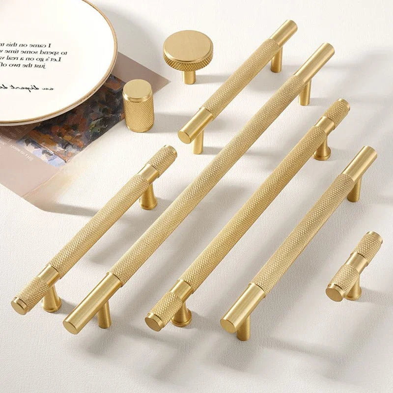 Modern Knurl Solid Brass Cabinet Knobs and Handles Golden Luxury Handles for Furniture Drawer Wardrobes Shoe Cabinets Pulls