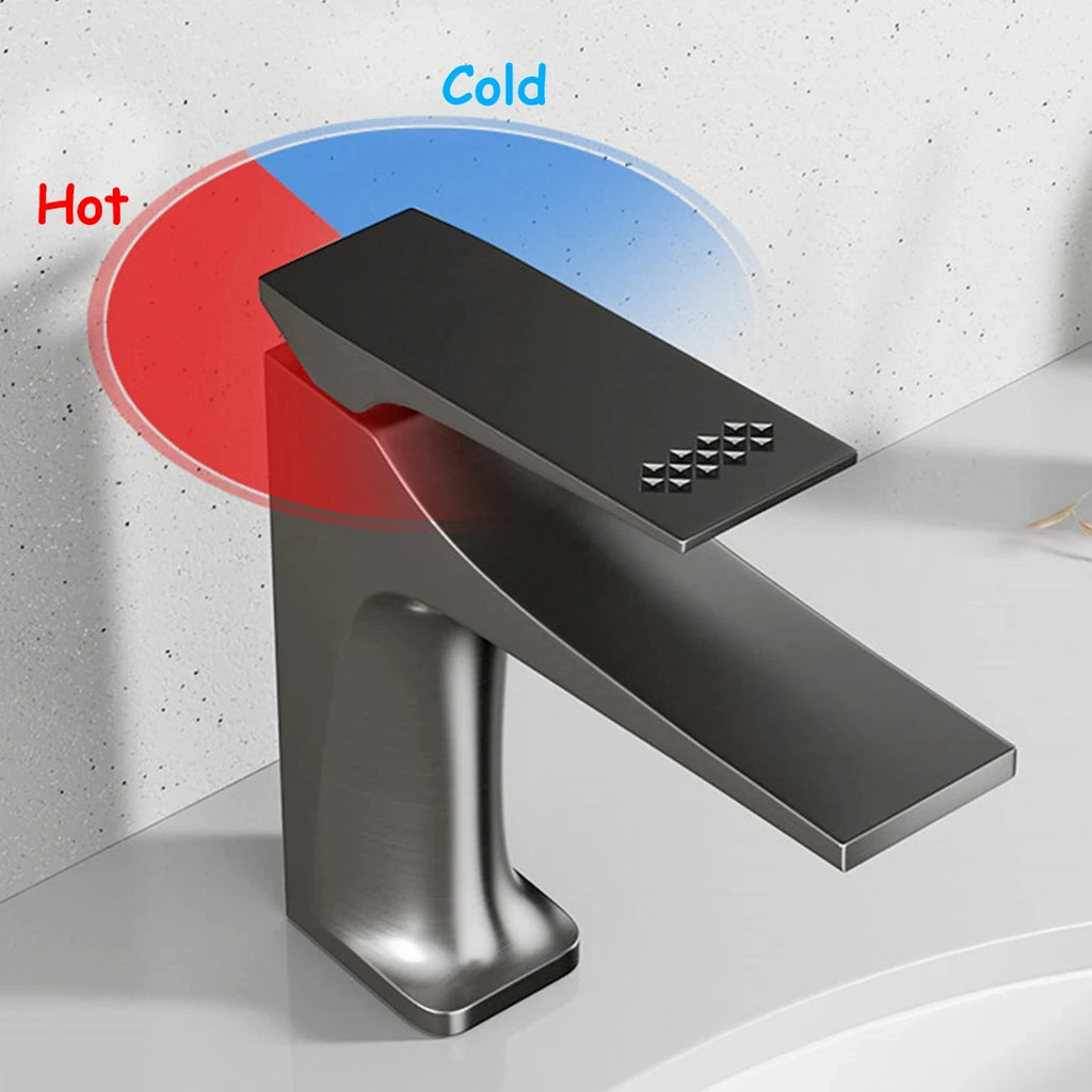 Brass Core Modern Bathroom Sink Faucet Single Handle Deck Mounted Wash Basin Water Tap Hot And Cold Mixe