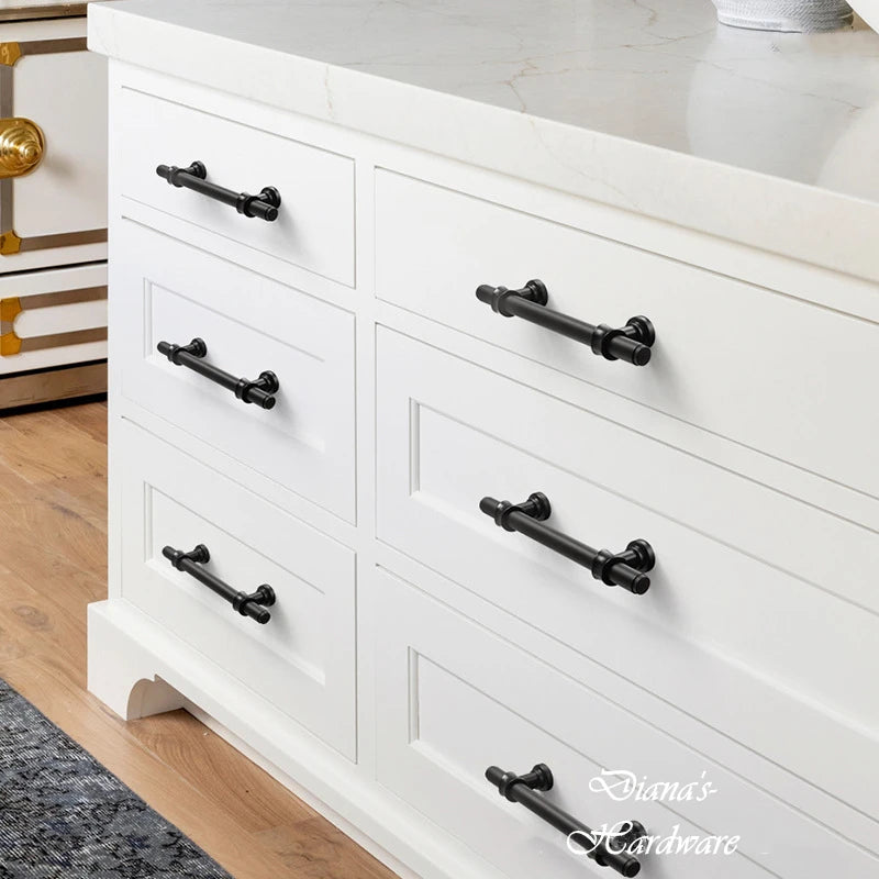 Modern Simple Black Handles for Furniture Wardrobe Cabinet Europe American Drawer Knob Hardware Kitchen Cabinet Handles
