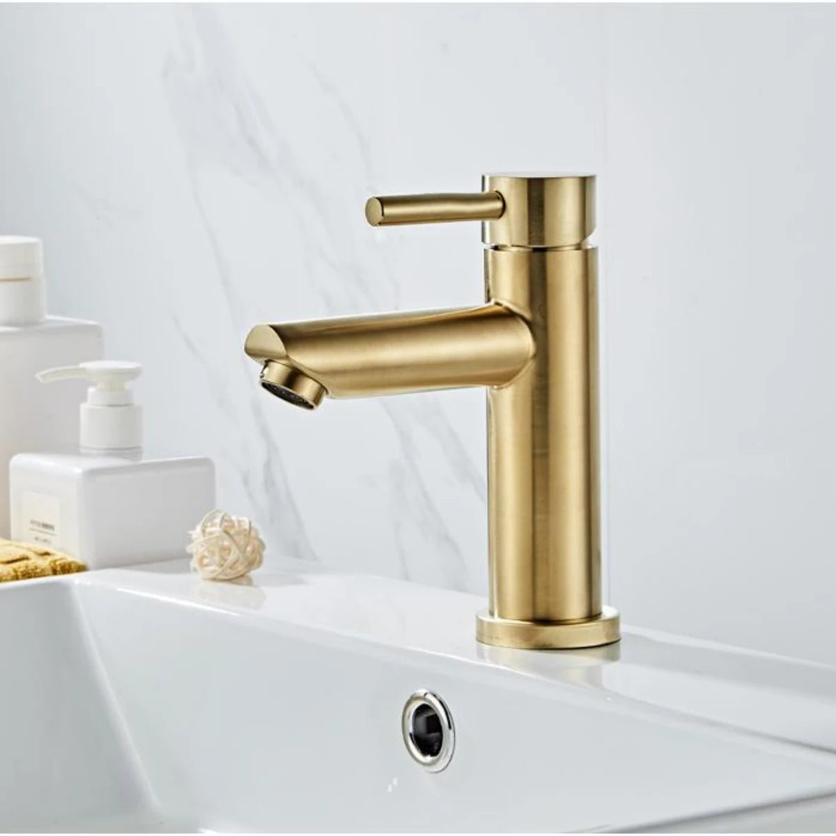 Bathroom Faucet Solid Brass Bathroom Basin Faucet Cold And Hot Water Mixer Sink Tap Single Handle Deck Mounted Brushed Gold Tap
