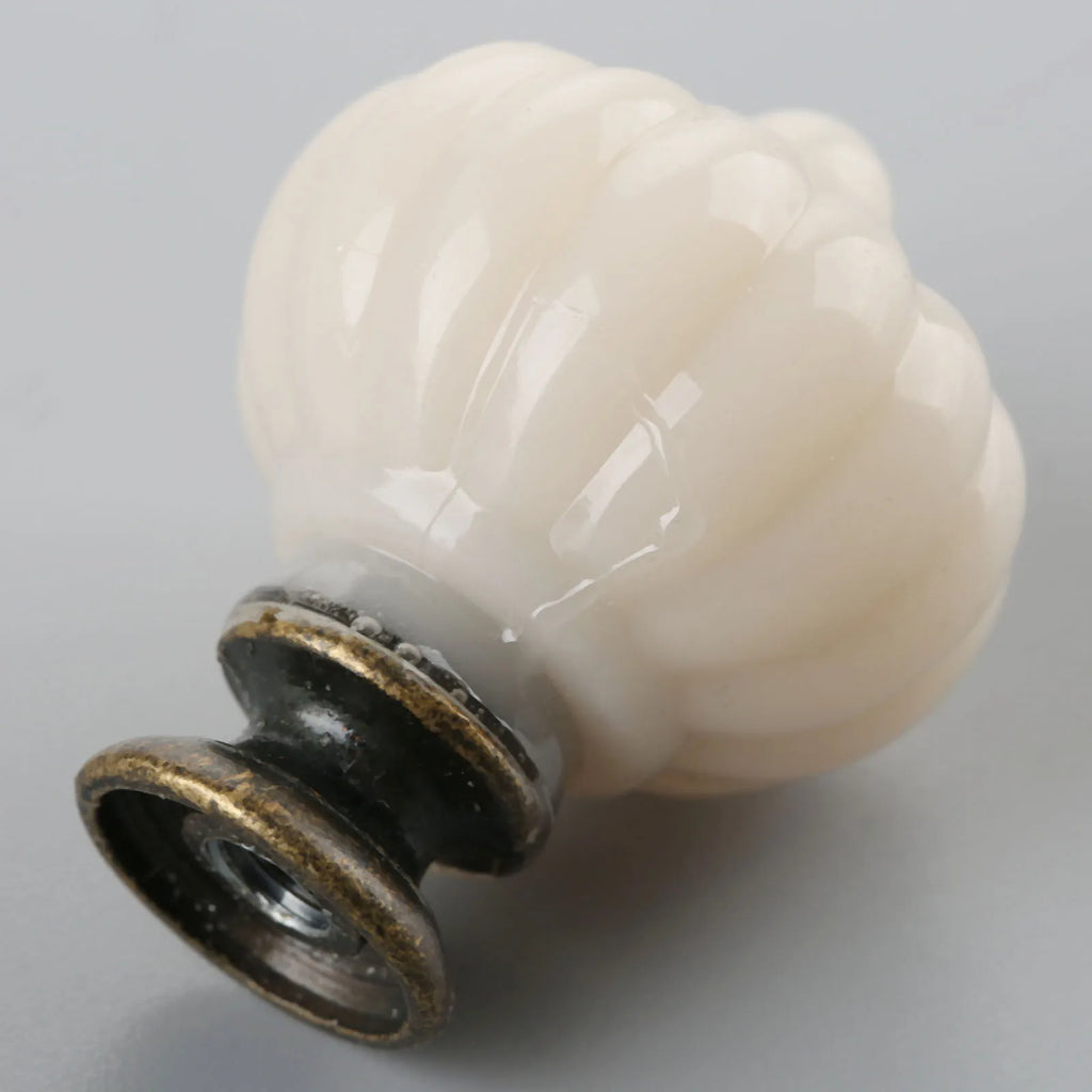 1pc 27*34mm Door Knobs Handles Single Hole Furniture Knobs Cupboard Door Cabinet Handles With Screws
